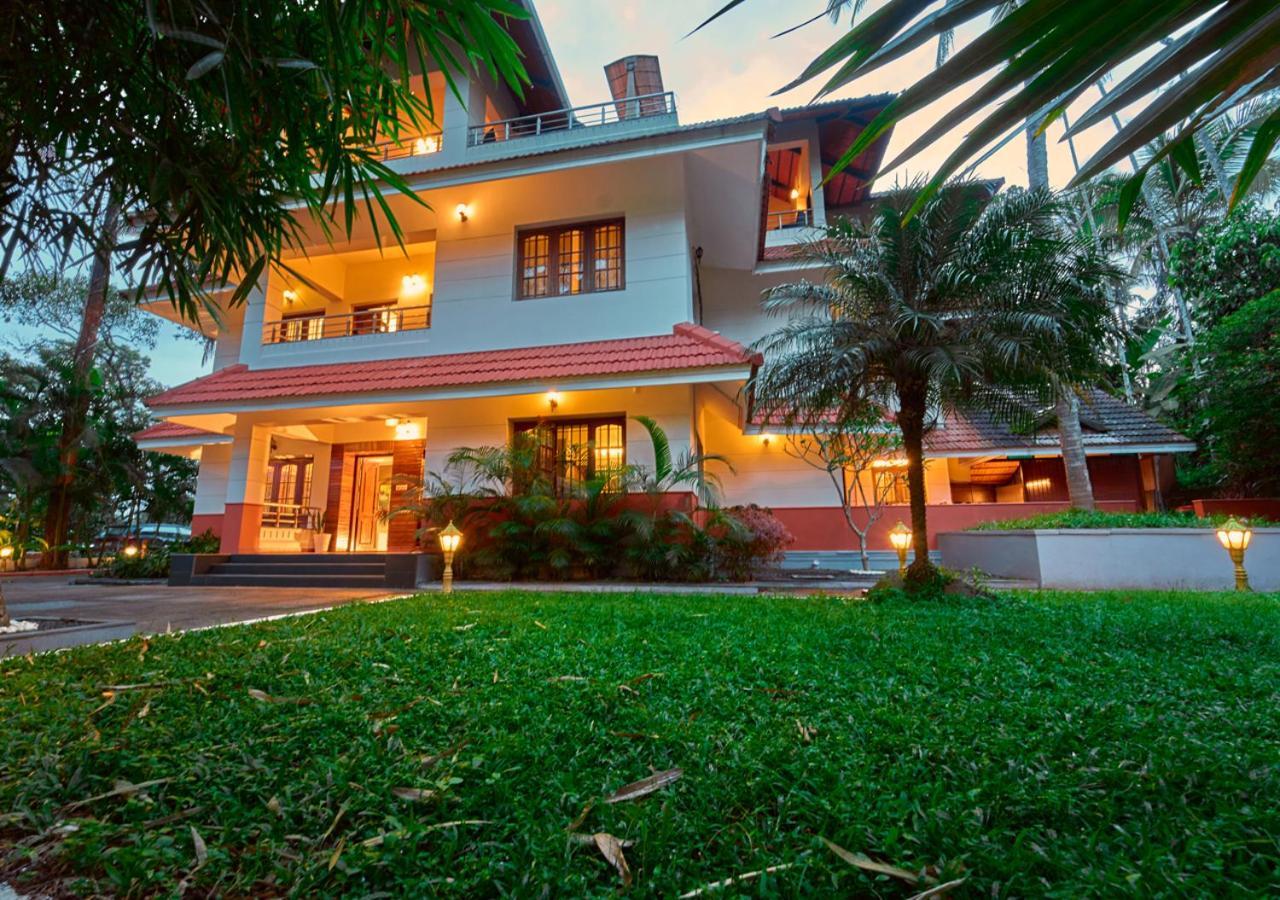 Ushasree Wayanad Heritage Premium Pool Resort By Voye Homes Ambalavayal Esterno foto